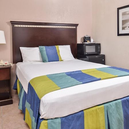 19 Atlantic Hotel Virginia Beach Exterior foto